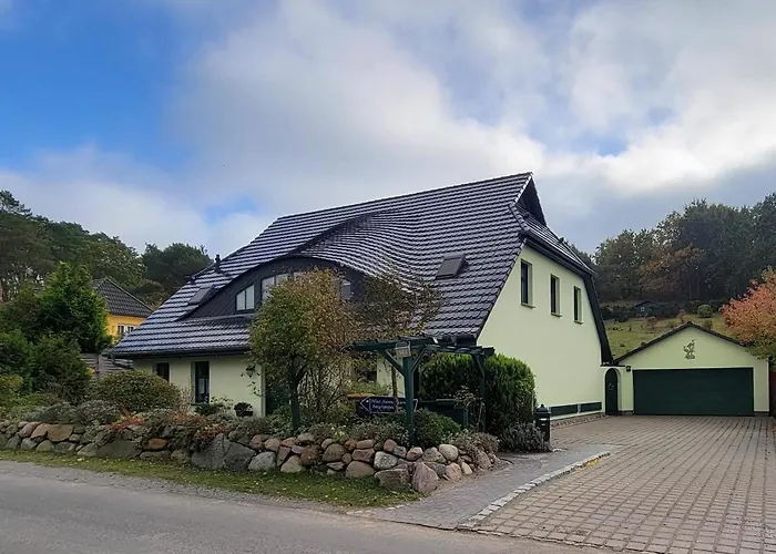 Apartment Ferienwohnung Flieder - Ruhig Und Tierfreundlich Middelhagen